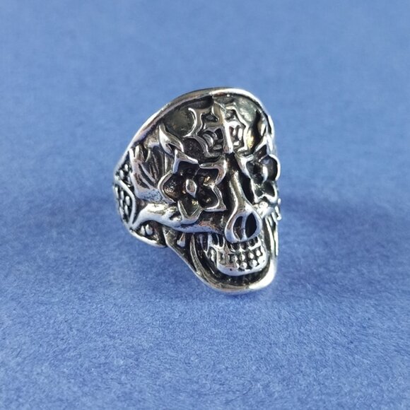 💀 Gothic Cross Floral Skull Heavy Metal Ring (Size 10.5) - Picture 1 of 4